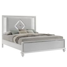 New Classic 00-1583-200 New Classic 00-1583-200 Stardust - 6/0 California King Bed - White