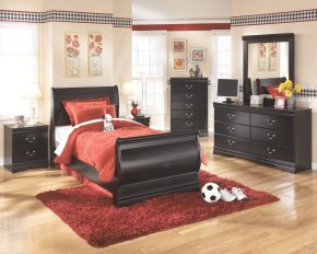 Signature Design by Ashley® B128/31/36/63/62/82 Huey Vineyard - 5 Pc. - Dresser, Mirror, Twin Sleigh Bed - Black