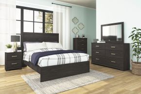 Ashley Furniture B2589/31/36/44/71/96/92(2) Ashley Furniture B2589/31/36/44/71/96/92(2) Belachime - 7 Pc. - Dresser, Mirror, Chest, Queen Panel Bed, 2 Nightstands - Black