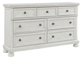 Signature Design by Ashley® B742-31 Robbinsdale - Antique White - Dresser - 7 Drawers