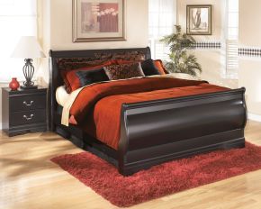 Signature Design by Ashley® B128/77/74/98 Huey Vineyard - Black - Queen Sleigh Bed