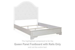 Signature Design by Ashley® B747-54 Blendon - Queen Panel Footboard W/Rails - Chipped White