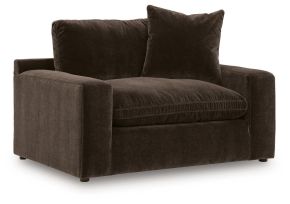 Benchcraft® 6780723 Maxton Heights - Chair And A Half - Bittersweet