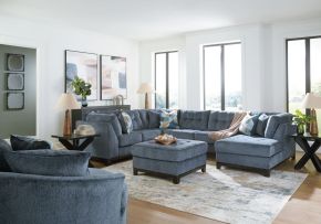 Benchcraft® 33003/38/34/17/21/08 Maxon Place - 5 Pc. - 3-Piece Sectional With Raf Corner Chaise, Chair, Ottoman - Navy