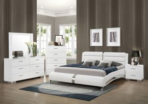 CoasterEssence 300345Q-S5 Jeremaine - Queen 5 Piece Bedroom Set - White