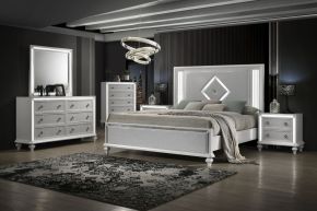 New Classic 00-1583-16N New Classic 00-1583-16N Stardust - 6/6 Eastern King 6 Piece Bedroom Set (Bed & Dresser & Mirror & Chest & 2 Nightstands) - White