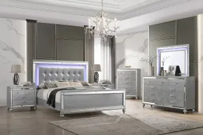 New Classic 02-9698S-26N New Classic 02-9698S-26N Valentino - 6/0 Western King 6 Piece Bedroom Set (Bed & Dresser & Mirror & Chest & 2 Nightstands) - Silver