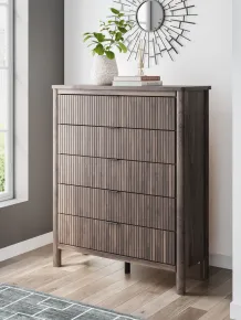 Ashley Furniture PCB2614-46 Pamytta - Five Drawer Wide Chest - Brown
