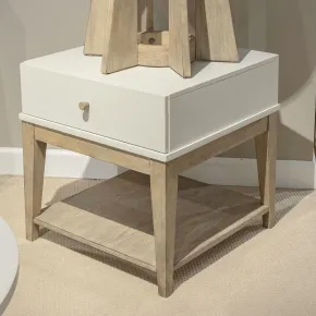 Liberty Furniture 465-OT1020 Liberty Furniture 465-OT1020 Berkley Square - End Table - Linen & Khaki
