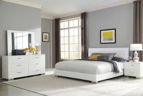 CoasterEssence 203500Q-S4 Felicity - 4 Piece Queen Bedroom Set - White