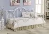 CoasterEssence 300216 Halladay - Metal Twin Daybed - White