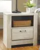 Ashley Furniture B331/31/36/46/57/91(2)/B100-31 Ashley Furniture B331/31/36/46/57/91(2)/B100-31 Bellaby - 7 Pc. - Dresser, Mirror, Chest, Queen Panel Headboard with Bolt on Bed Frame, 2 Nightstands - Whitewash